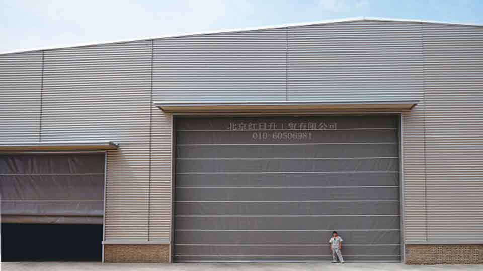 保障非公有制企业平等地位